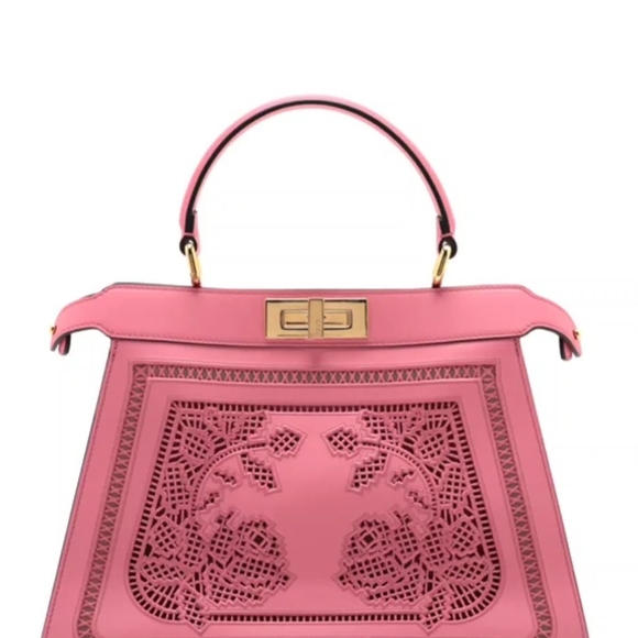 Fendi Pink Shoulder Bag with Intricate Design - Picture 7 of 7